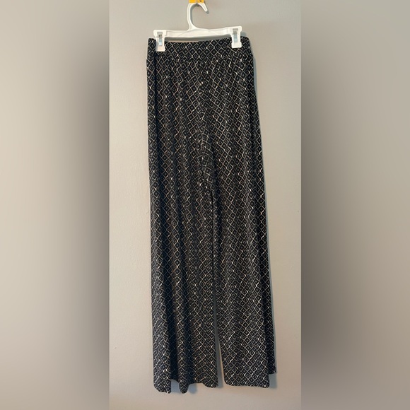 Maurice’s Pants - Picture 3 of 5